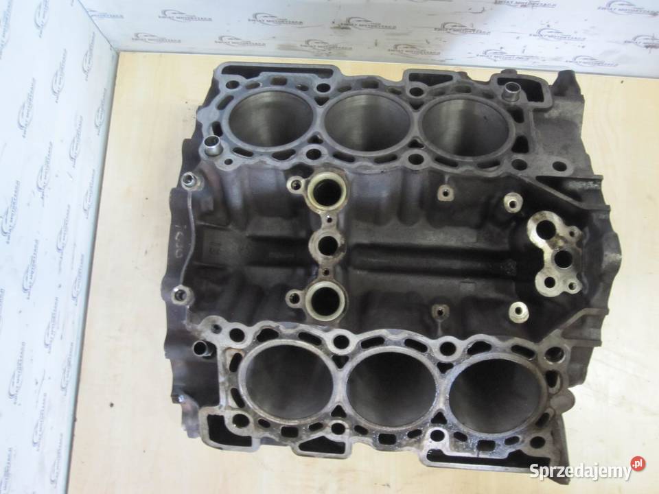 LAND ROVER DISCOVERY 27 D 276DT 190 blok silnika osobowe