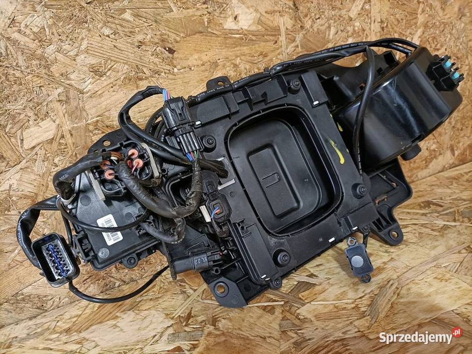 HYUNDAI KONA 18 KLAPKA ZAŚLEPKA GNIAZDO Klapki wlewu paliwa wielkopolskie Pleszew