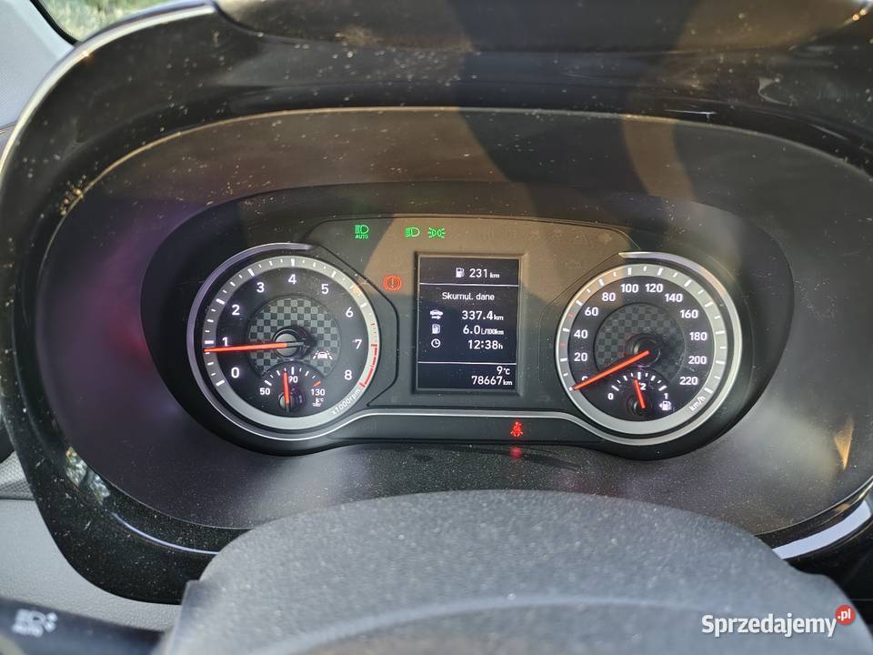 Podgrzewane fotele i kierownica CarPlay gniazdo USB Chrzanów