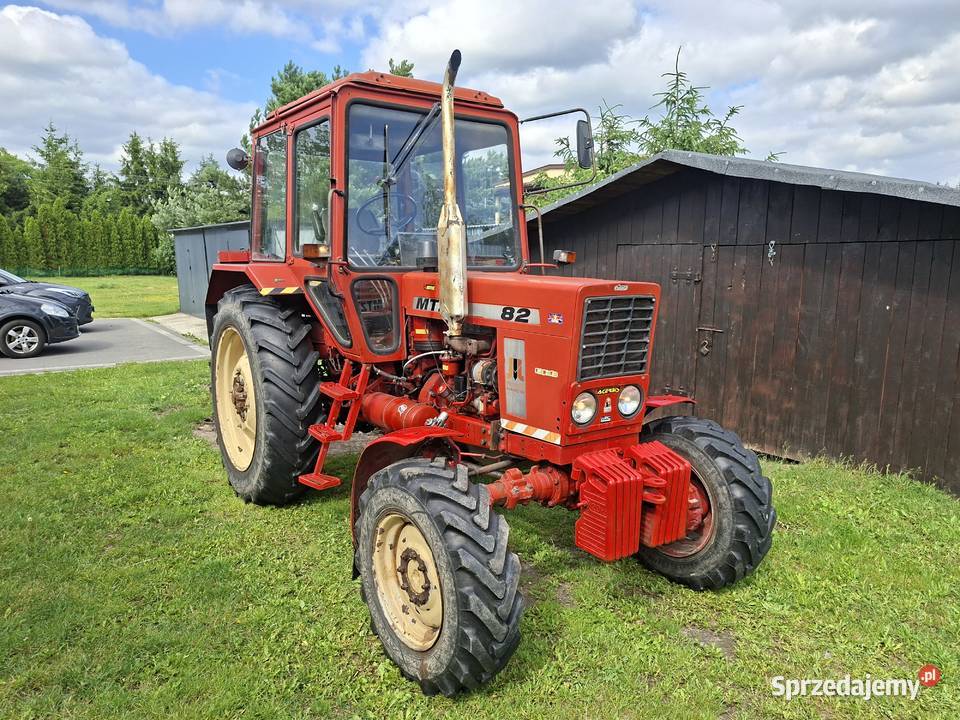 Ciągnik MTZ 82 w komplecie z pługiem Grójec