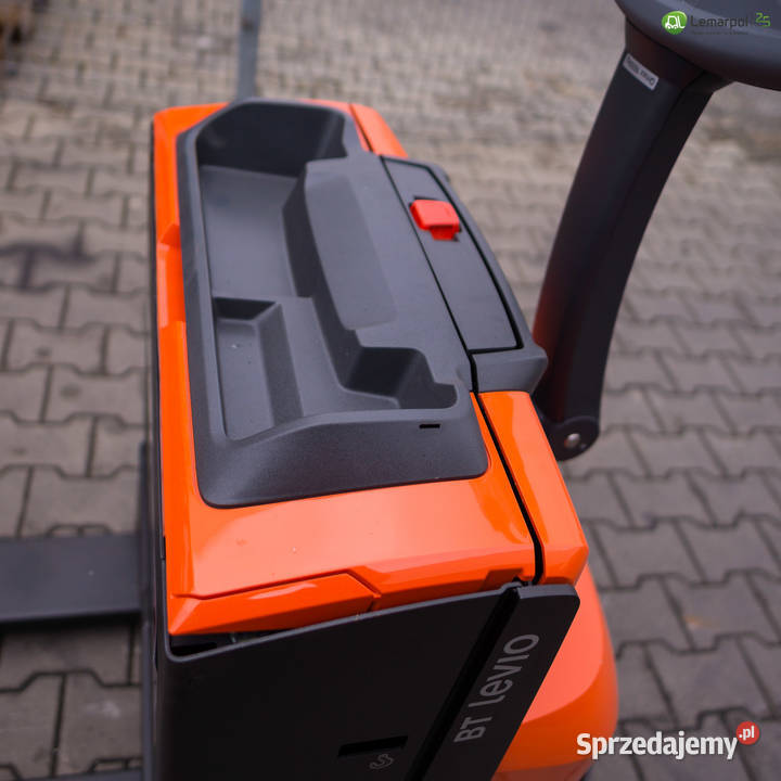 Wózek paletowy TOYOTA LWE 160 elektryczny Zator