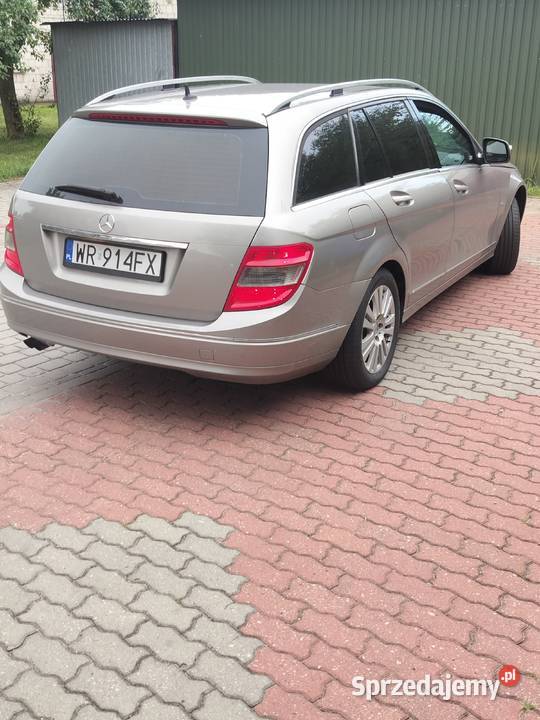 Mercedes C klasa Rok produkcji 2007 sprzedam