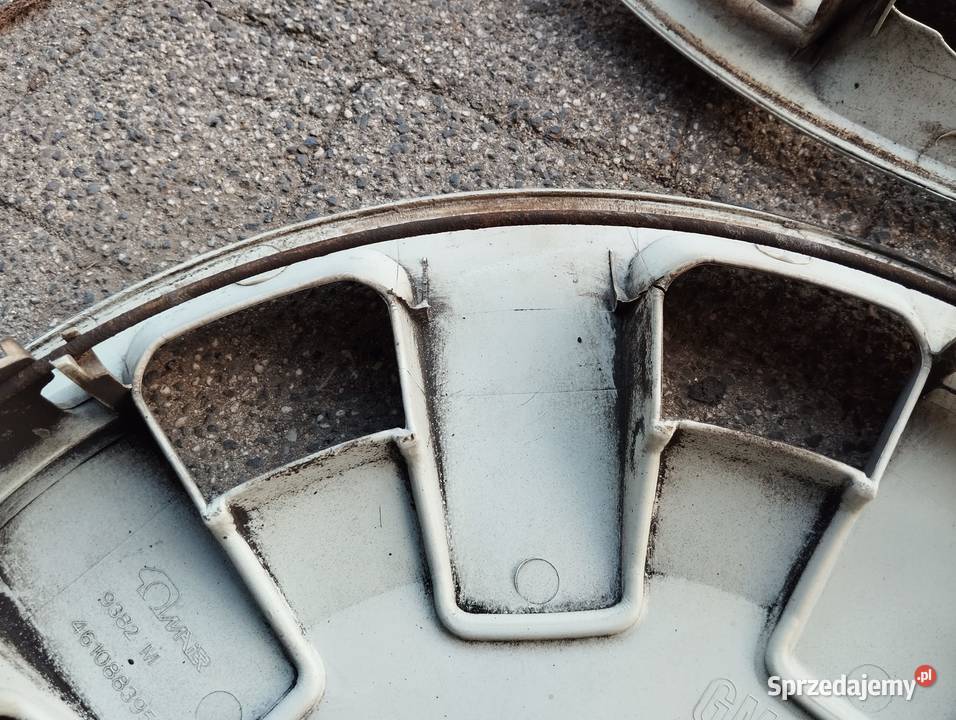 Kołpak Opel 15 13142474HR podana jedną sztukę