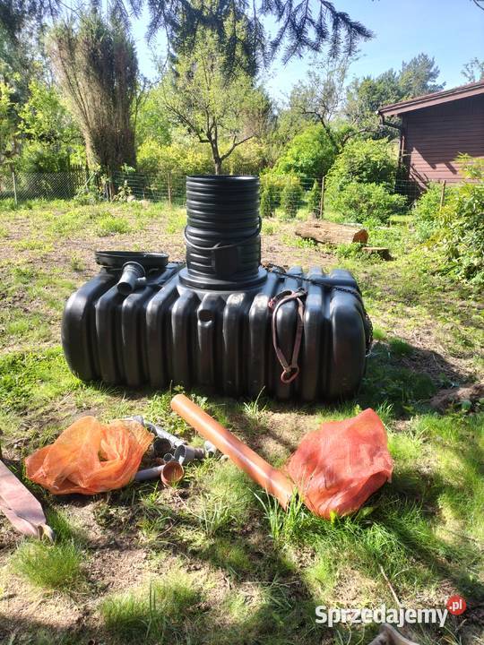 Montaż zbiorników na deszczówkę oczyszczalni Warszawa