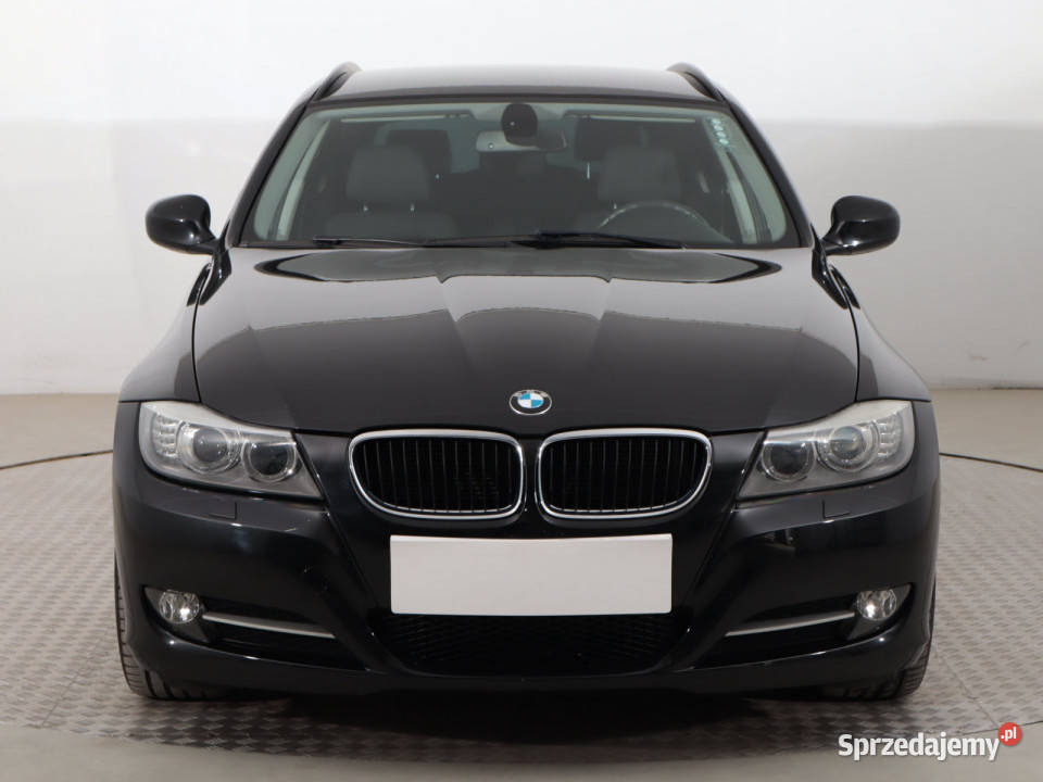 BMW 3 318 i manualna