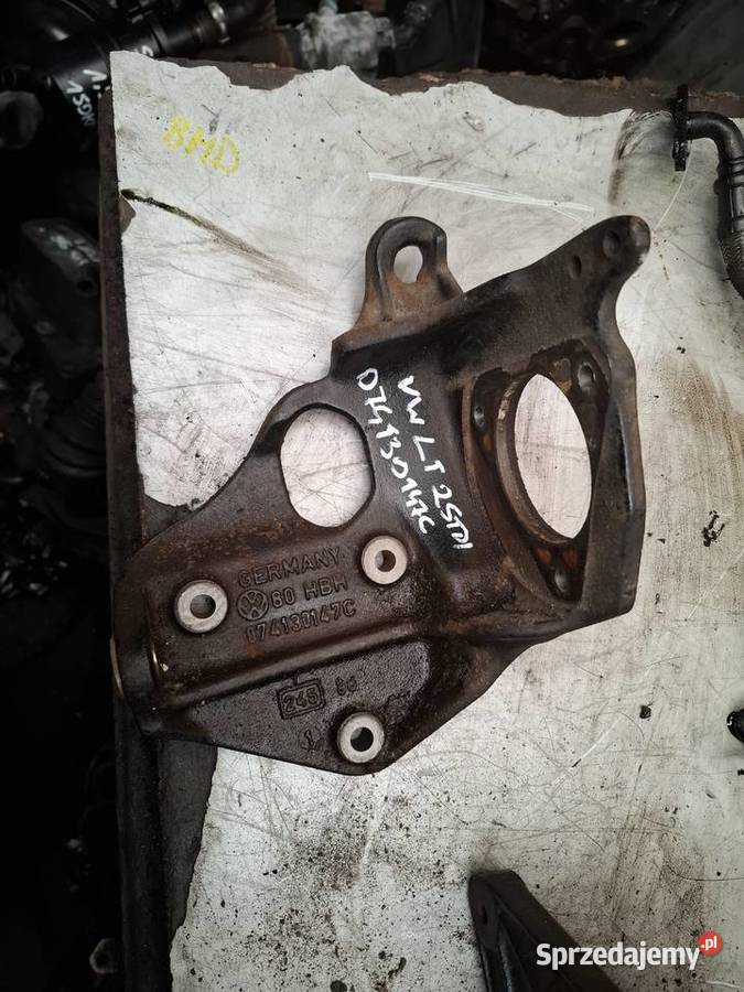 VW T4 LT 25 TDI Łapa wspornik pompy wtryskowej Kielce sprzedam