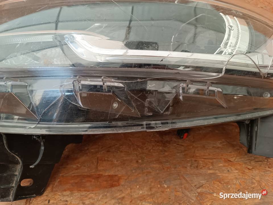 LAMPA LEWY PRZÓD REFLEKTOR EU 60605720R RENAULT Nowy Tomyśl