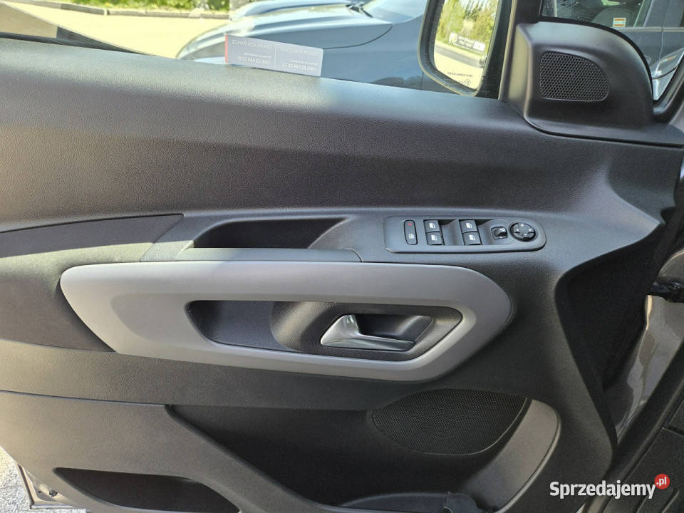 Toyota Proace City Verso 15 Diesel 130 lakier metallic Bełchatów