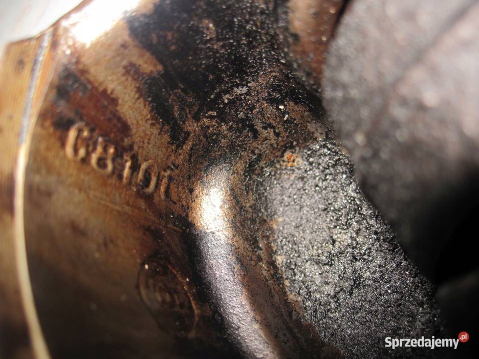 Opel Corsa 12 B A12XER 85 12r tłok korbowód