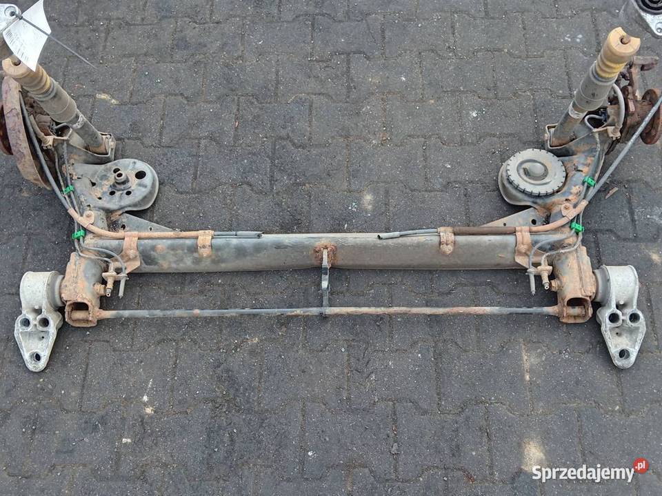 BELKA SANKI TYŁ VOLKSWAGEN PASSAT B5 Lipno
