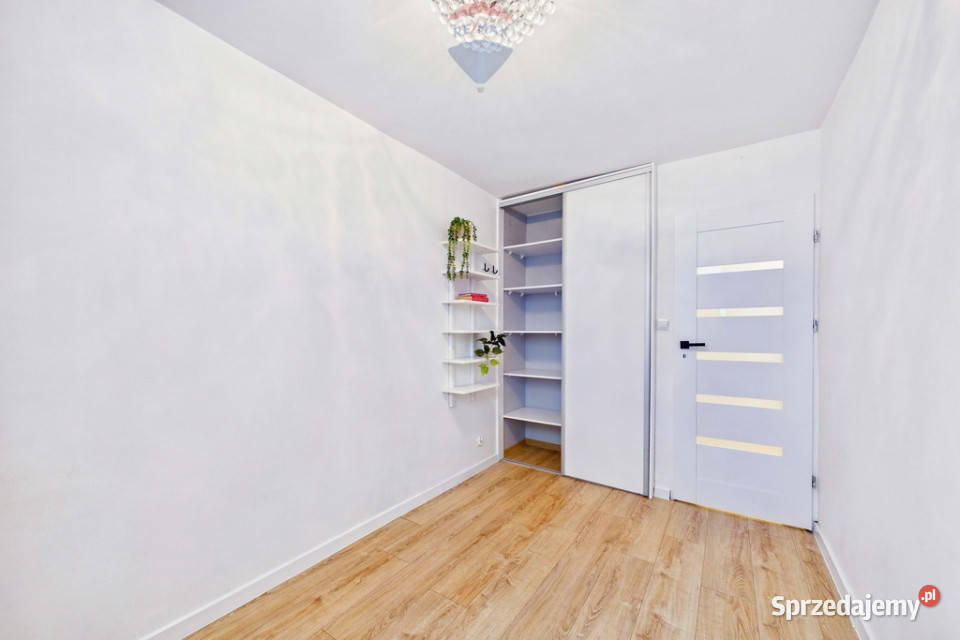 3 pokoje 5954 m gotowe do wprowadzenia Rok budowy 1986 lubuskie Zielona Góra sprzedam