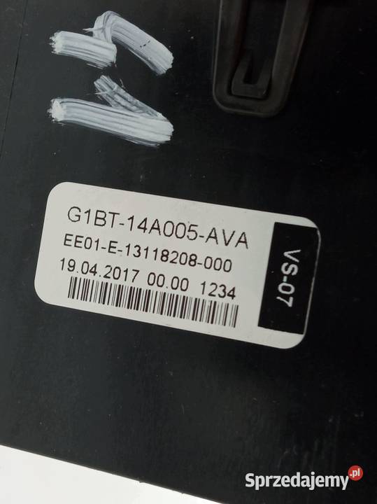 SKRZYNKA BEZPIECZNIKÓW G1BT14A005AVA 10 B 100 świętokrzyskie
