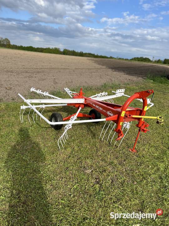 Zgrabiarka Kuhn GA 280 GM pomorskie Sierakowice