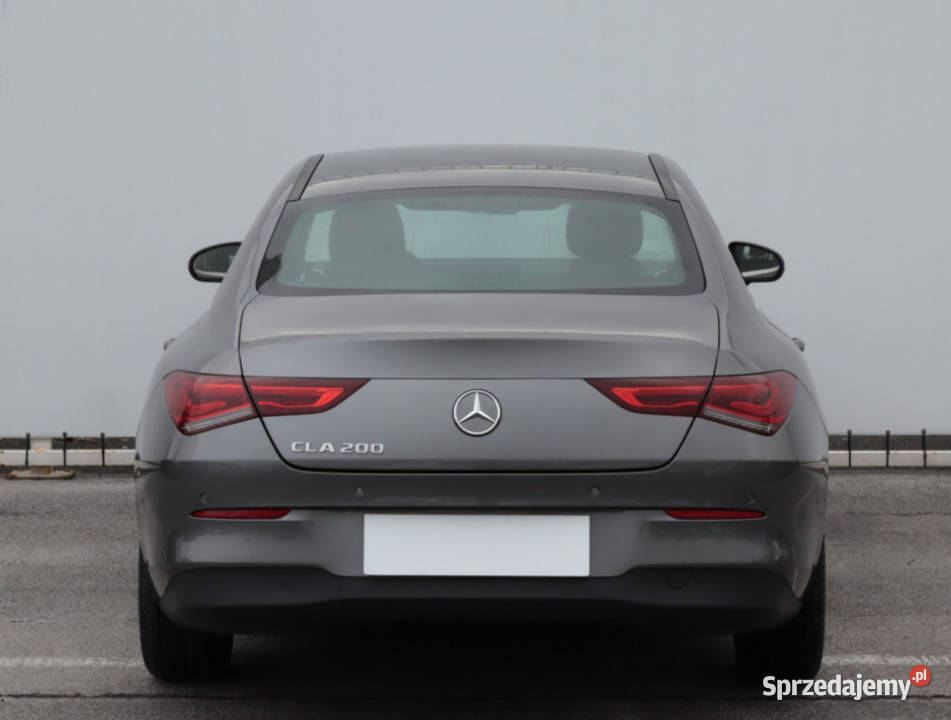 Mercedes CLA 200 120KM