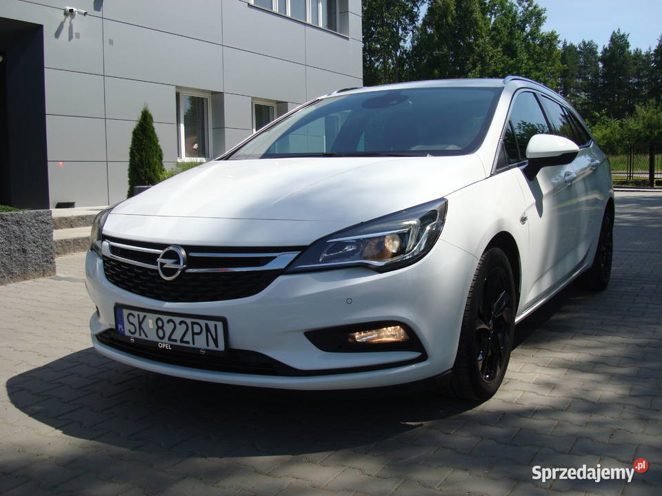 OPEL ASTRA 16 CDTI 136 DYNAMIC Kombi 2018 r światła do jazdy dziennej Zawiercie