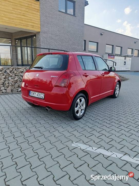 Suzuki Swift 13 benzyna 2005 192 Rok produkcji 2005