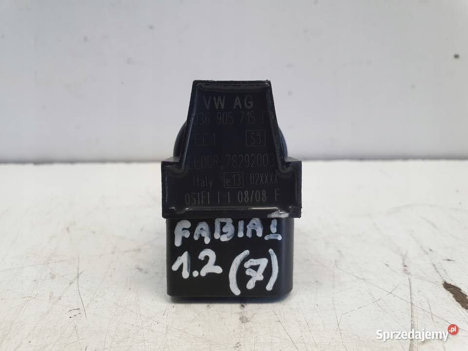 Skoda Fabia I 12 12V CEWKA ZAPŁONOWA 036905715E
