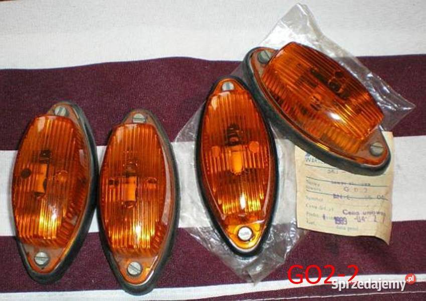 Lampa kierunkowskazu klosz E 92 F z lat PRL kierunkowskazy sprzedam