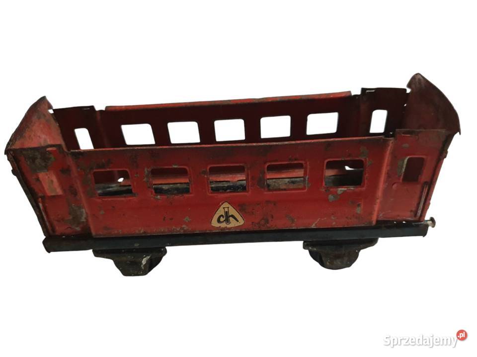 Stara zabawka metalowy wagonik pasażerski