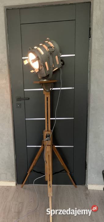 Lampa loft teatr film PRL lata 5060 Poznań