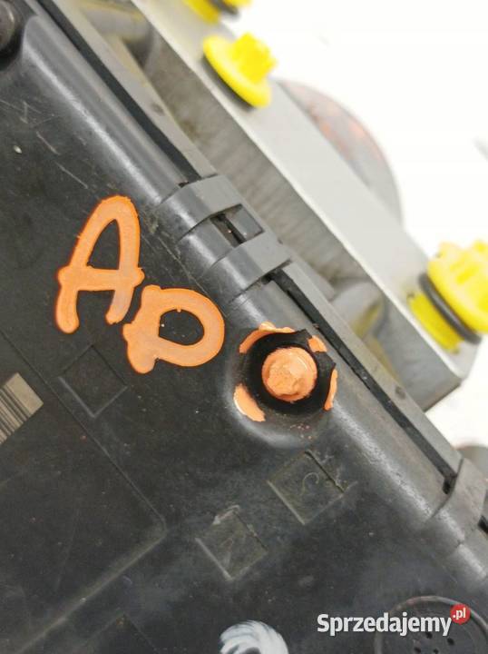 POMPA ABS P52128205AF 10051181861 Jeep Cherokee sprzedam
