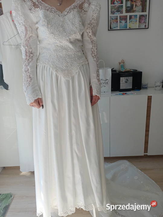 Sprzedam suknię ślubną z trenerem mazowieckie Legionowo