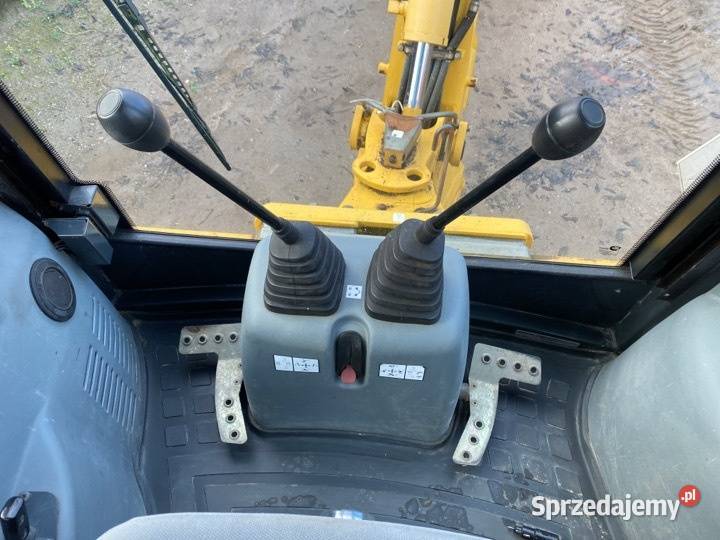 Koparkoładowarka Komatsu WB 93 R Jelenia Góra