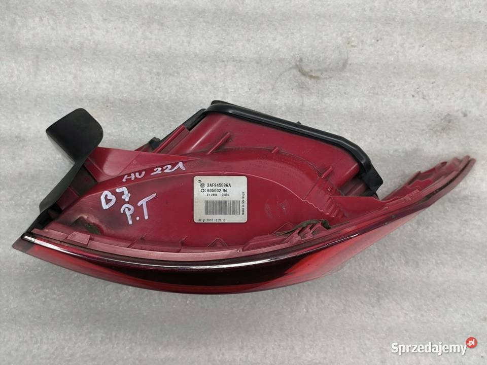 LAMPA PRAWY TYŁ KOMBI VW PASSAT B7 3AF945096A