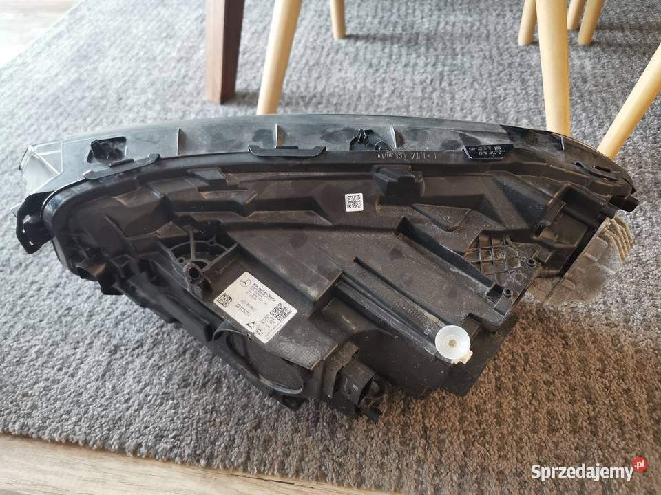 MERCEDES EQA A243 PERFORMANCE LED LAMPA PRAWY Pielgrzymka
