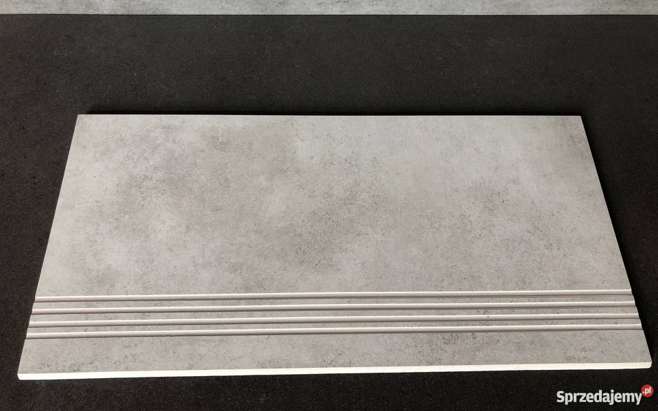 Betonowe schody 30X60 szare płytki BETON POŁYSK Łask