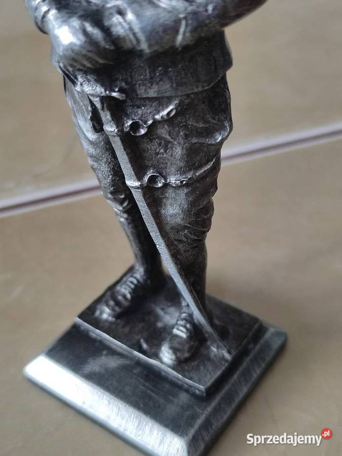 Statuetka majora Stanisława Taczaka metal Unikt lubelskie Janów Lubelski sprzedam