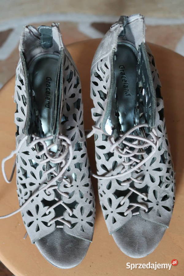 Damskie buty botki firmy GRACELAND 39 Sandały i klapki Siedlce