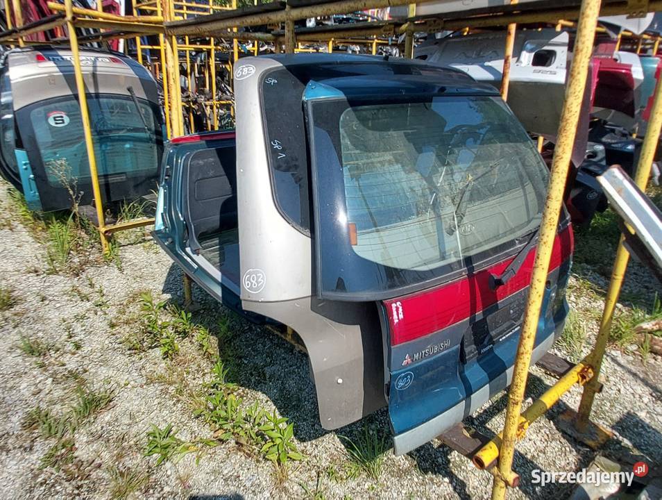 Mazda MPV 1992 1993 1994 klapa tył z szybą Byków