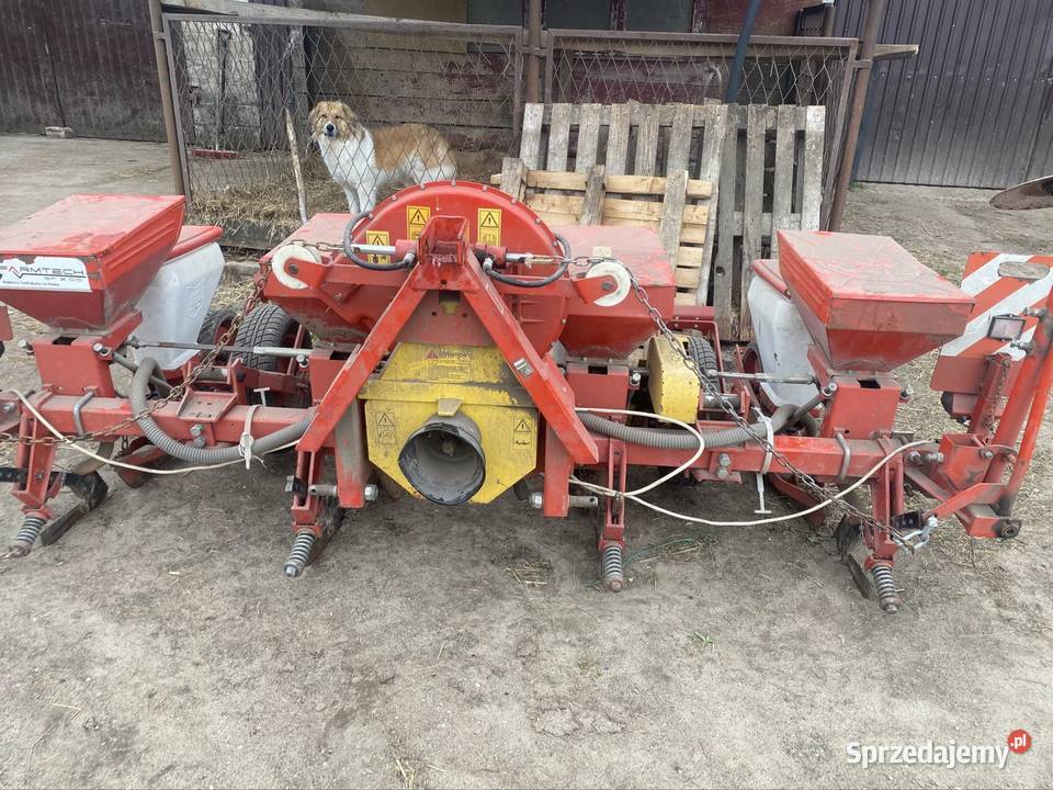 Siewnik do kukurydzy z dozownikiem do nawozu Siewniki i sadzarki