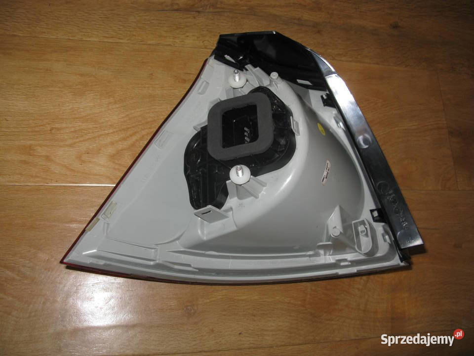 Vw Golf V lampa tylna prawa Wrocław
