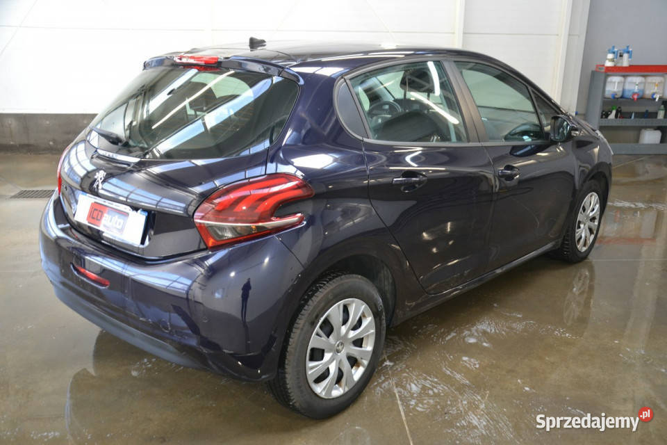 Peugeot 208 15 HDI 100 oszczędny nawigacja klima 208 Kęty