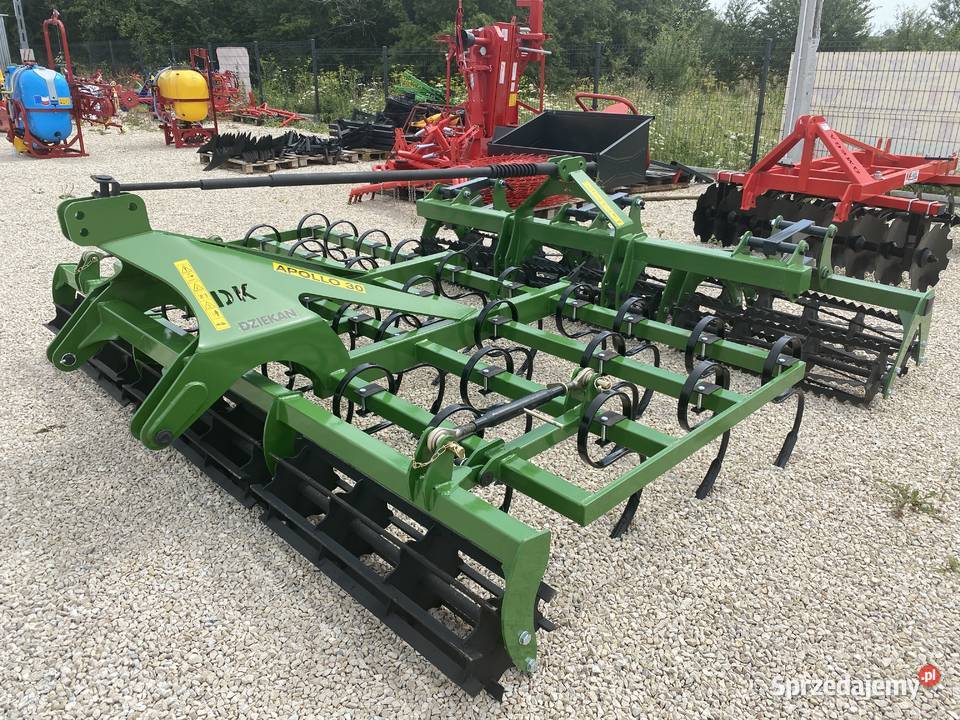 Agregat uprawowy APOLLO z wałkiem z przodu Maszyny rolnicze