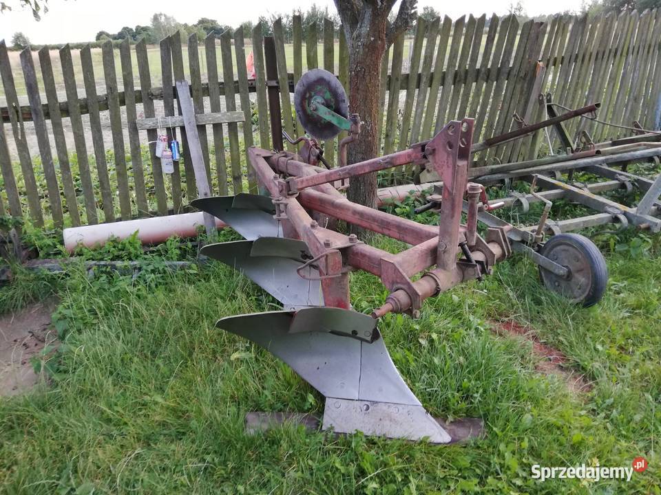 Pług 3skibowy w oryginale odkładnie półśrubowe nieuszkodzony Maziarze Stare