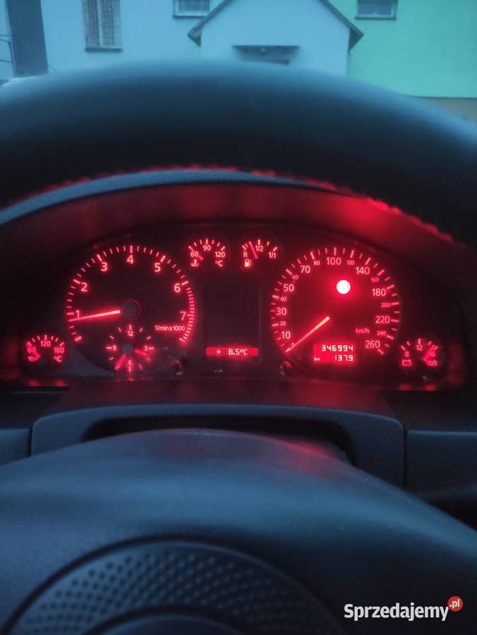 Sprzedam audi A6 C5 28 benzyna gaz Cyców