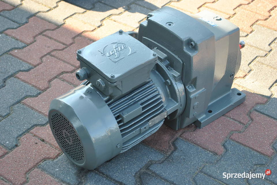 Motoreduktor 46kw z regulacją 2421210obrmin Kargowa