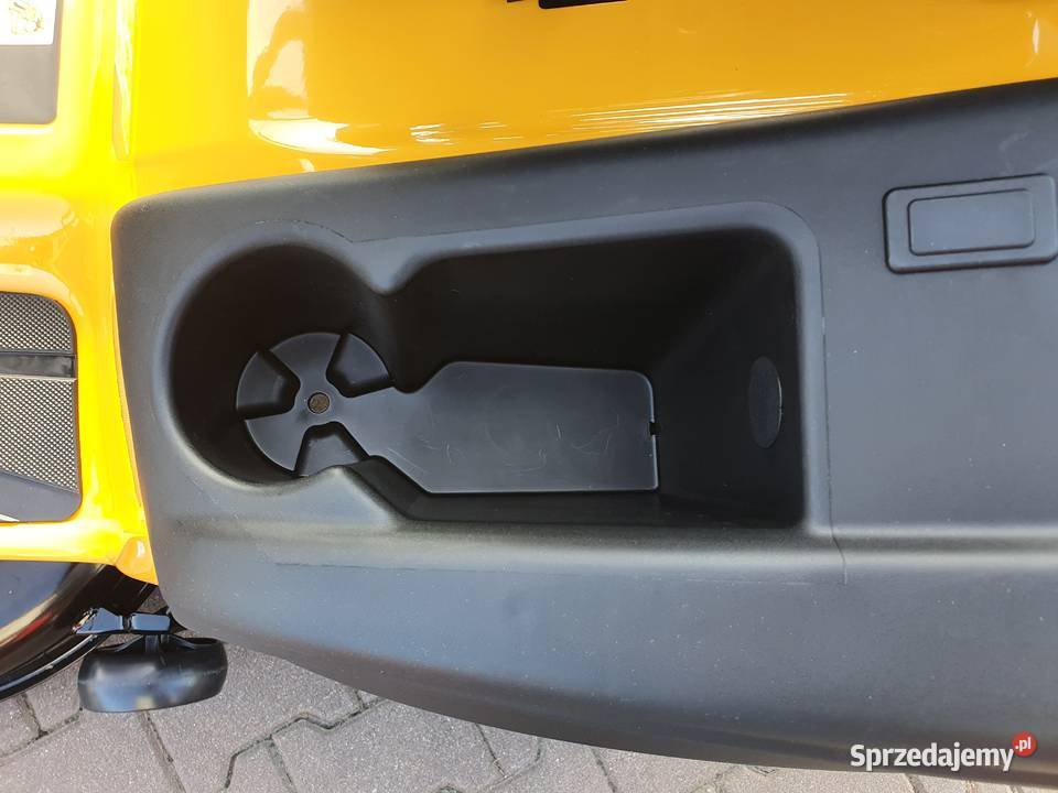 Najlepszy traktor do koszenia trawy Cub Cadet Kobiele Wielkie