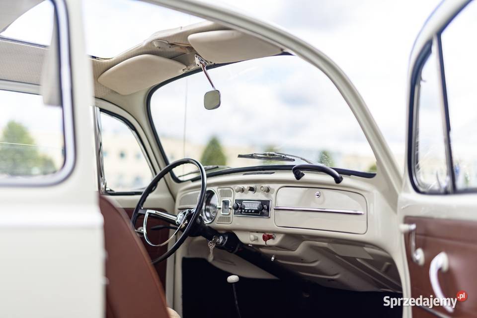 Volkswagen Garbus z otwieranym dachem 1966r Stargard