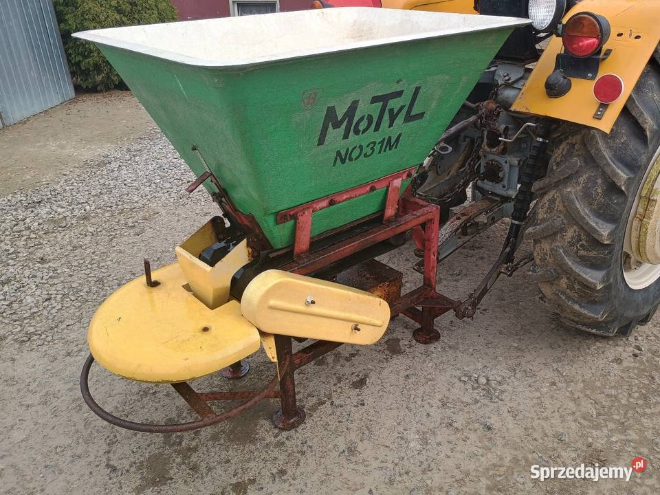 Rozsiewacz taśmowy Motyl nieuszkodzony Nawożenie Wólka Orłowska