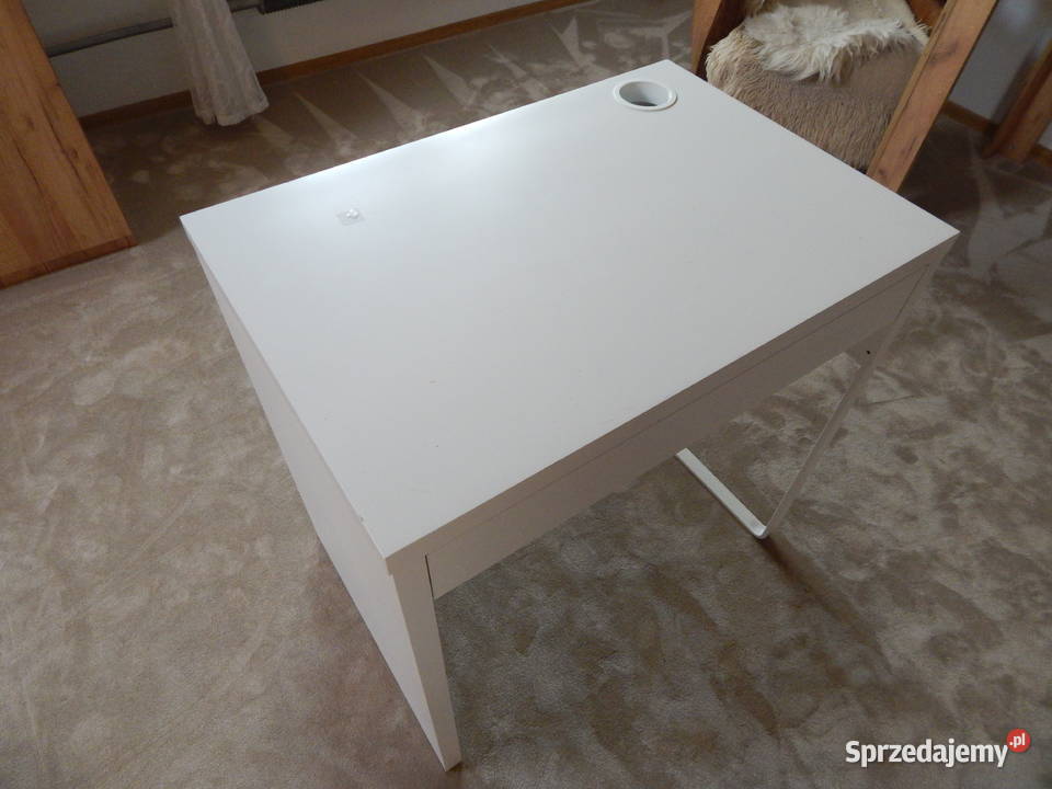 IKEA białe biurko z serii MICKE o szerokości 73 73cm Biurka Kraków