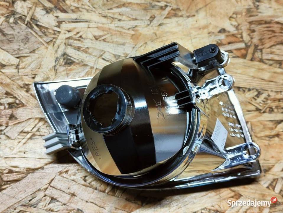 Halogen Lewy Przód Skoda Fabia II Roomster osobowe Pleszew