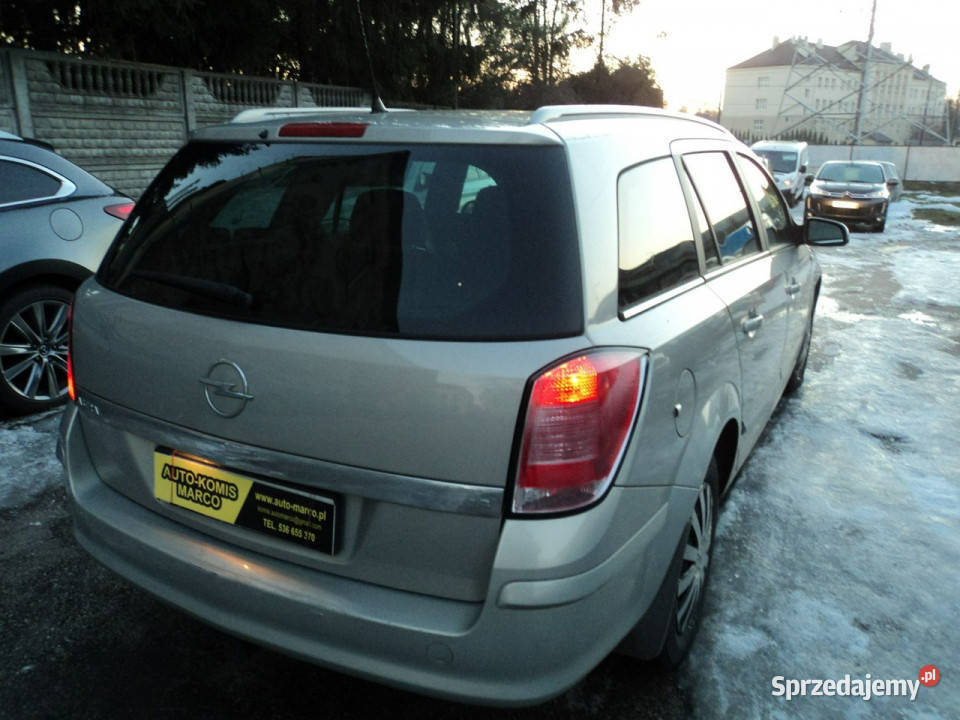 Opel Astra sprzedam ładnego OPLA ASTRE STATION Astra Lublin sprzedam