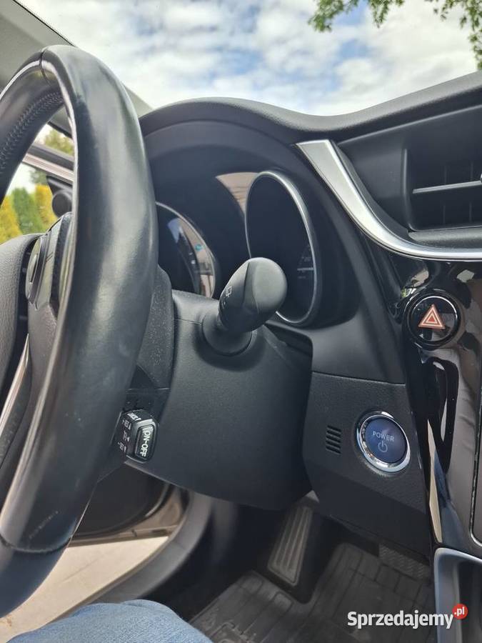 Sprzedam Aurisa hybrydę Auris mazowieckie Marki