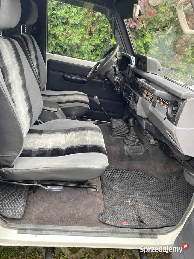 Landcruiser KZJ70 Z klimatyzacją Rok produkcji 1991 Wiśniowa