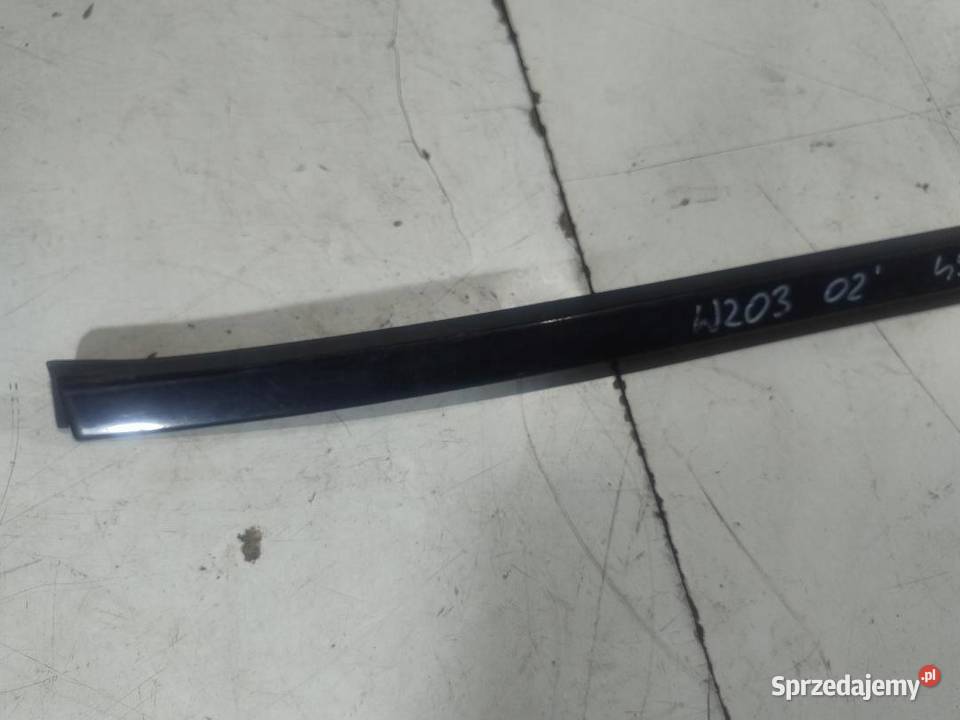 LISTWA SZYBY LEWA MERCEDES W203 A2036982998