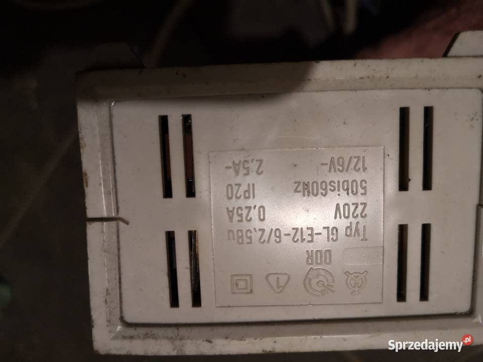 Prostownik rosyjski 12 Volt i niemiecki 612 volt Borowno